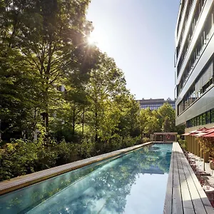 4* Hotel 25hours West